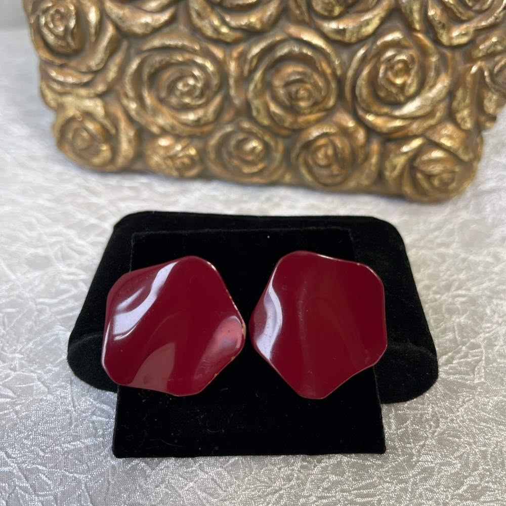 Vintage 80’s Elegant Red Geometric Earrings